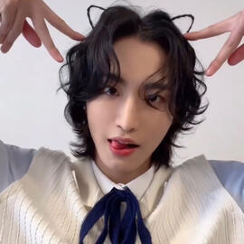 chulwoo ๐ฉบ , masc prns + terms . homosexual dom , ss , taken .