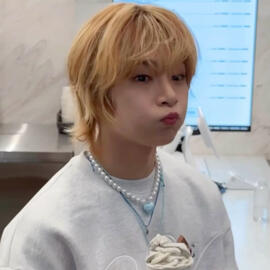 byeol 🍞 , any prns + terms . homosexual sub . multi .