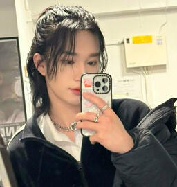 kija , any prns + terms . homosexual , panromantic switch . ss , avalible .