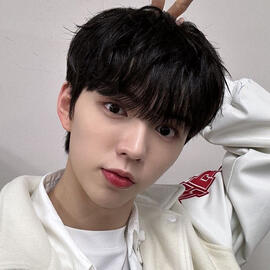 an , any prns + terms . panromantic sub . multi .